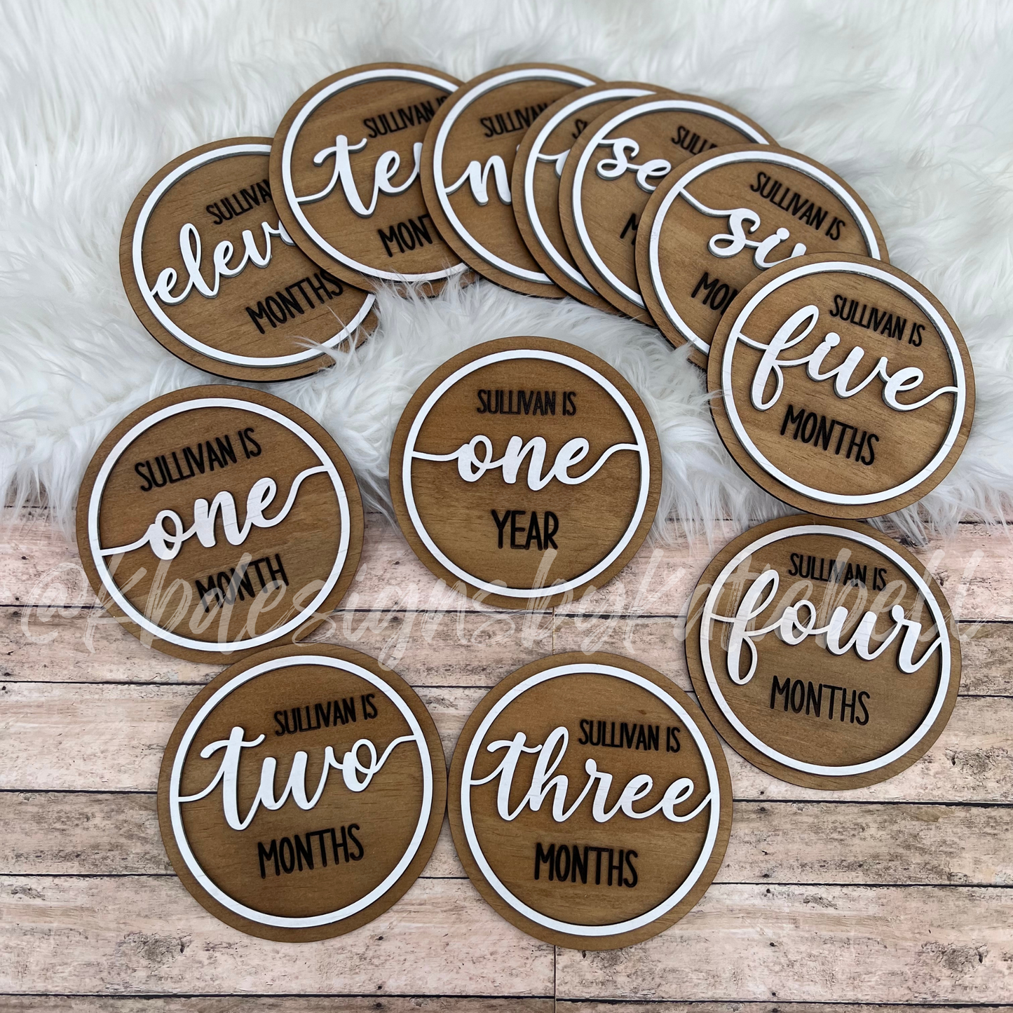 Personalized Baby Monthly Milestone Wood Rounds, Milestone Cards,Milestone Marker, Monthly Milestones,Baby Photo Prop, Baby Milestone Photos